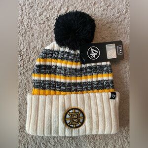 47 Brand Women’s Boston Bruins Pom-Pom Beanie NWT